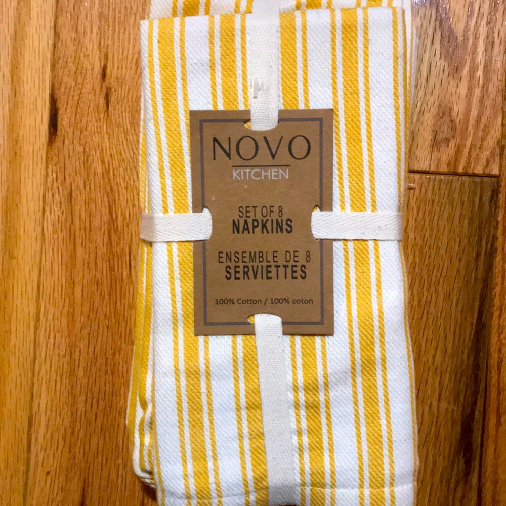 Set of 8 napkins Novo Kitchen NWT